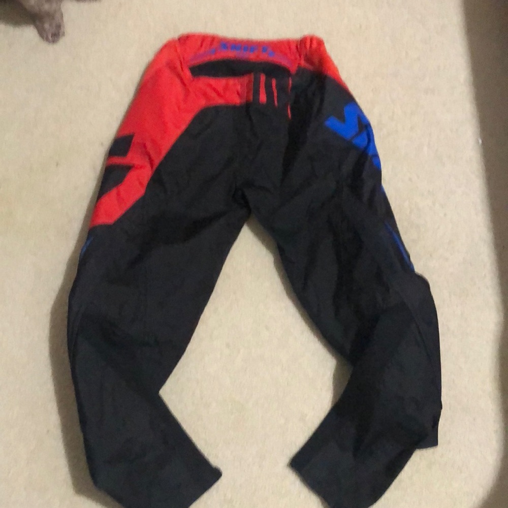 Dirt Bike Gear- Shift max size 28 Mens dirt bike pants like new
